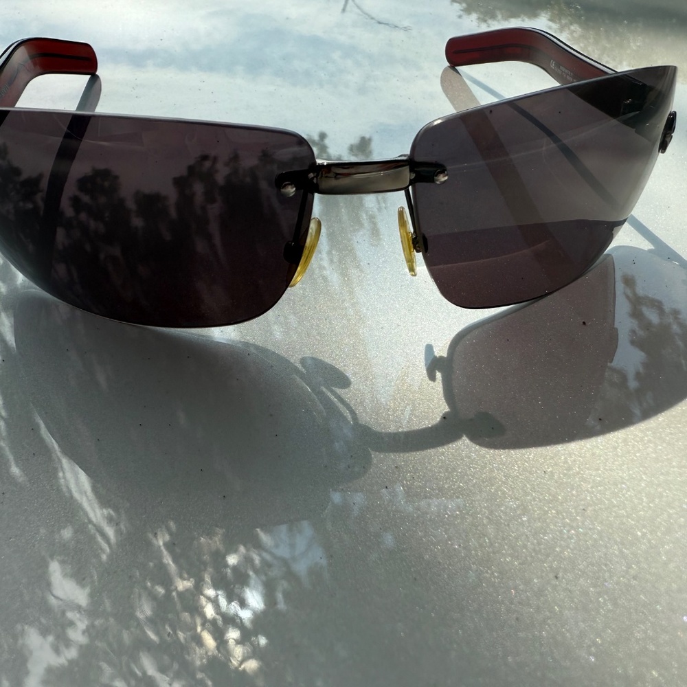 Sunglasses - Picture 4 of 7